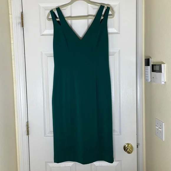vince camuto olive green dress Vince Camuto Dress Women's 8 Olive Green Sleeveless Square Neck Sheath